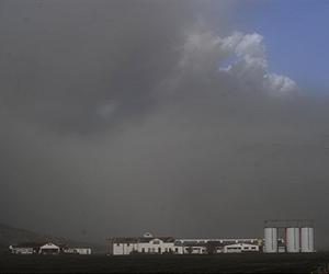 Iceland airports close again due to volcanic ash: authority