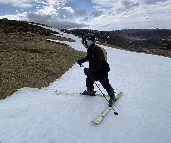 Skiing calls on UN climate science to combat melting future