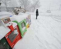 Flooding fears mount in snowed-in area of New York state