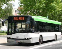 Green but costly, hybrid buses far from mass production