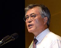 South Korea's Moon to visit China for talks on N. Korea