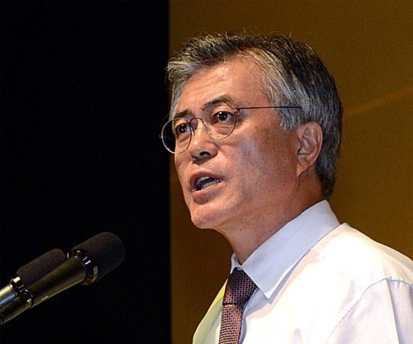 South's Moon warns of 'crisis' if NKorea restarts long-range missile tests