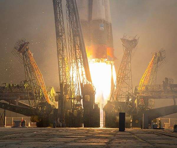 Russian trio blast off for ISS in shadow of Ukraine war