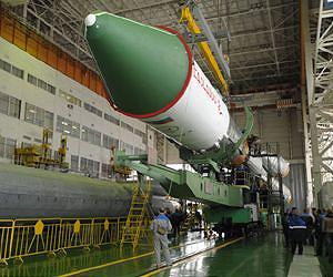 Arianespace's no. 2 Soyuz begins taking shape for launch from the Spaceport in French Guiana