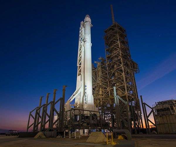 NASA, SpaceX target new launch date for commercial cargo mission
