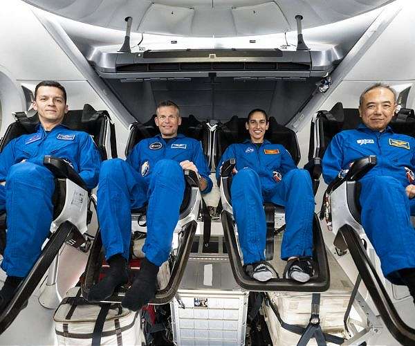 Law professor calls for ethical approach to human experiments in space