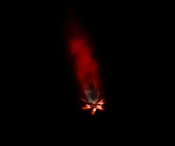 SpaceX's workhorse Falcon 9 booster launches 21 Starlink satellites from Florida