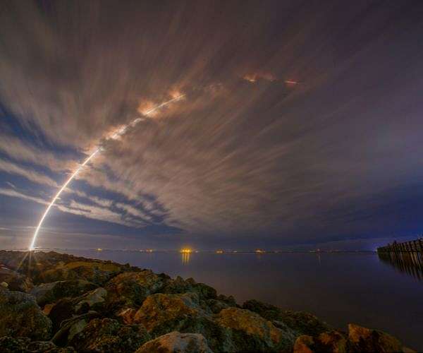 SpaceX completes second launch Sunday, sends more satellites into orbit