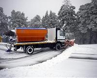 Spanish army called in as snow traps thousands on roads