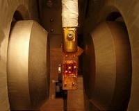 'Goldilocks material' could change spintronics