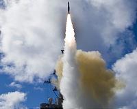 Navy awards Raytheon with $27M contract for SM-2 missiles