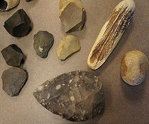 Brain Trumps Hand In Stone Age Tool Study