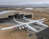 World's largest plane makes first test flight
