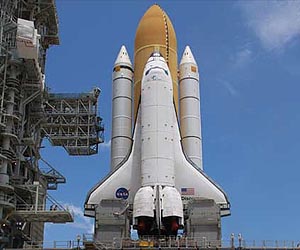 Boeing Helps Prepare Space Shuttle Discovery Final Payload