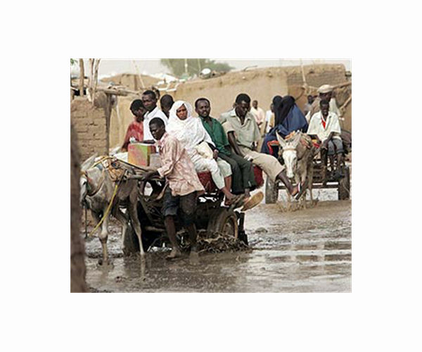Sandbagging saves ancient Sudan gem from record floods