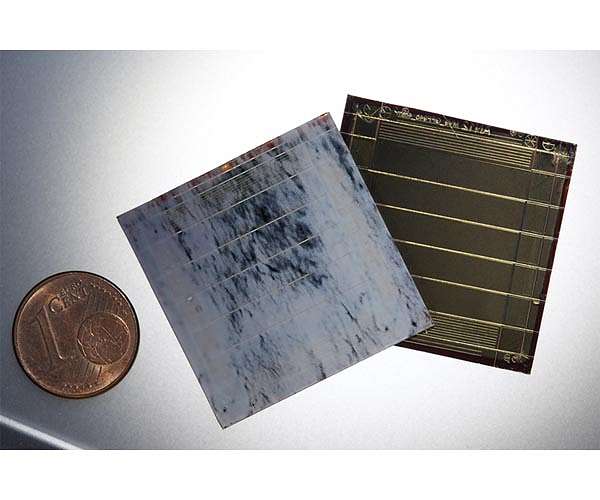 Perovskite Solar Modules with a marble look