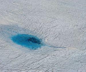 Researchers Shed New Light on Supraglacial Lake Drainage