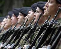 Swiss army faces big cuts: report
