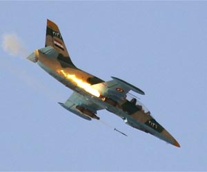 Syria warplanes pound Damascus: NGO