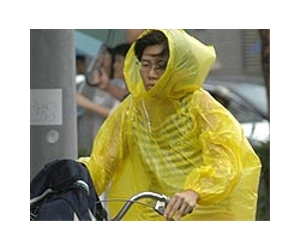 Tropical Storm Trami lashes Taiwan