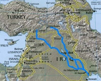 Small boats lifeline for jihadist-besieged Iraq area