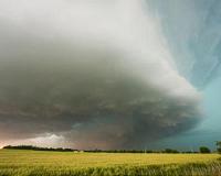 Wind patterns in lowest layers of supercell storms key to predicting tornadoes