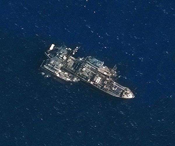 Sitting ducks: Venezuelan fishermen wary of US warships
