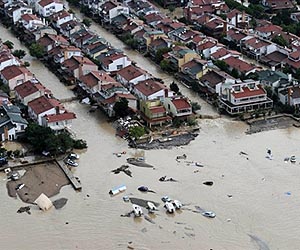 Nine killed, four missing in Turkey floods