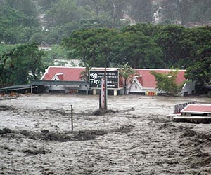 Five dead, thousands evacuated as rain pounds Taiwan
