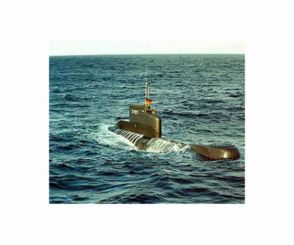 Indonesia navy searching for submarine with 53 aboard