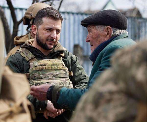 Zelensky asks UN chief to help 'save' wounded from Mariupol plant