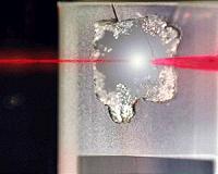 Ultra-fast laser spectroscopy lights way to understanding new materials