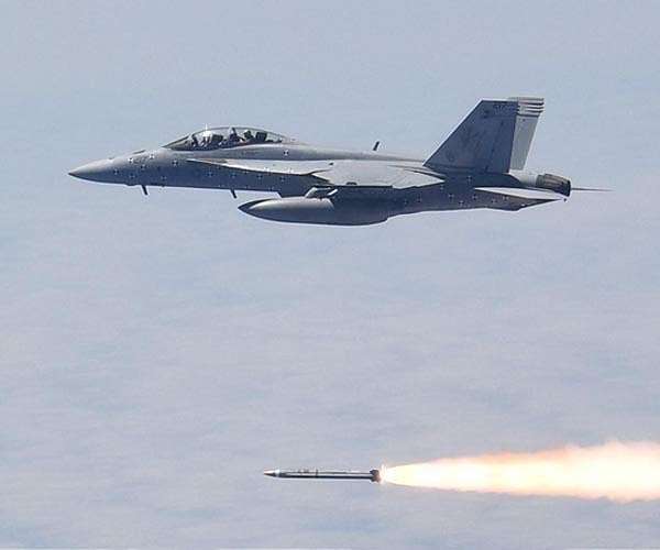 U.S. fighter jets down Houthi-fired missile in Red Sea