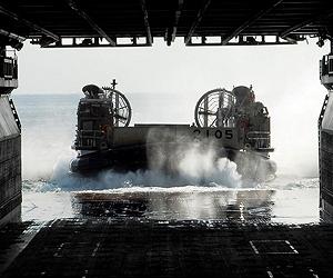 USS Essex Conducts Landing Craft Operations With JMSDF Ships
