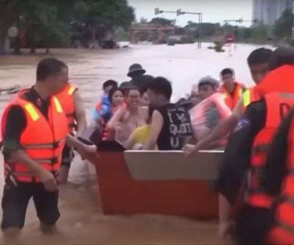 Vietnam flood death toll rises to 35: disaster agency