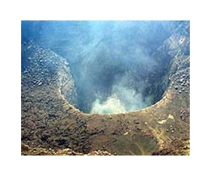 Big blast, then quiet, from Nicaraguan volcano