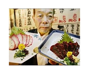 Japan whaling town dreams of glory days