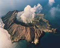 On volcanic islands, landslides can trigger giant eruptions