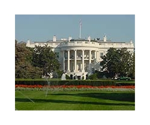 White House defends decision not to arm Syrian rebels