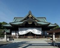 Japanese minister visits controversial Tokyo war shrine
