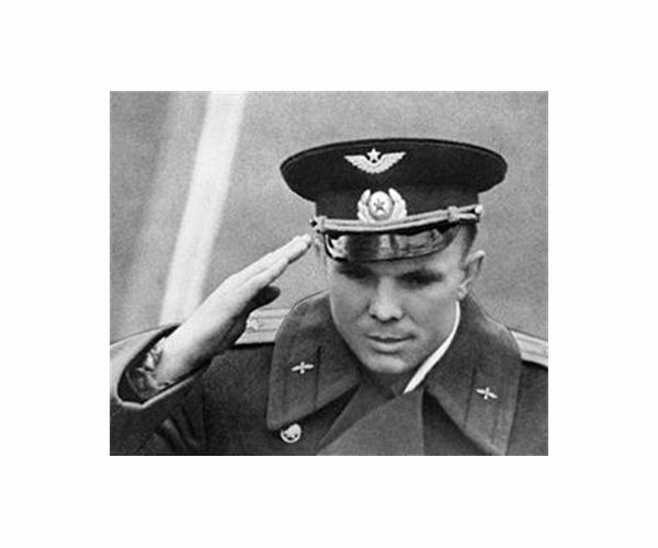 Russia space chief blasts US for omitting Gagarin in post