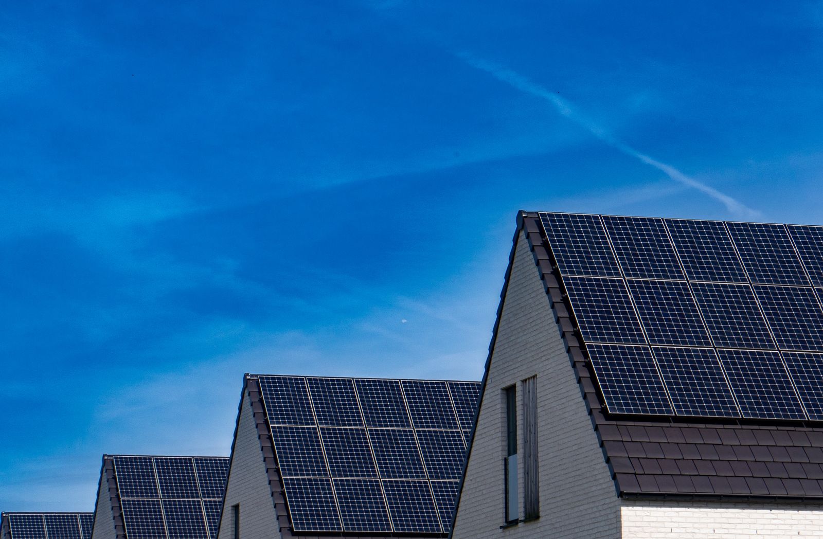 solar panel rooftop sunlight